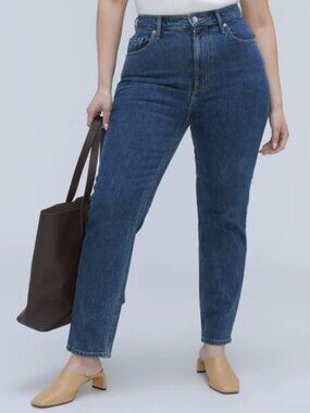 Everlane Curvy Cheeky Jean - Size 29 / 26.5 inseam / Washed Midnight